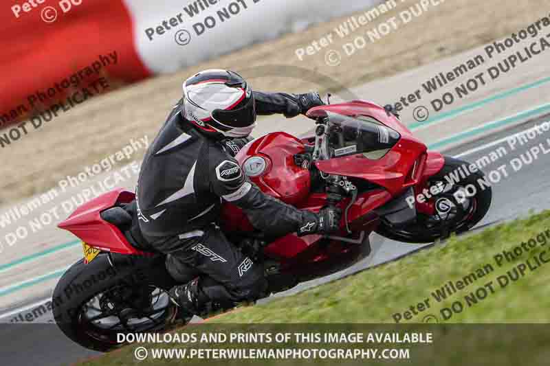 cadwell no limits trackday;cadwell park;cadwell park photographs;cadwell trackday photographs;enduro digital images;event digital images;eventdigitalimages;navarra;no limits trackdays;peter wileman photography;racing digital images;trackday digital images;trackday photos